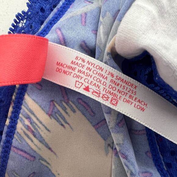 Splendies Pastel Abstract Beachy Vibe Print Lace Trim Panty Womens Size Small - Picture 4 of 7